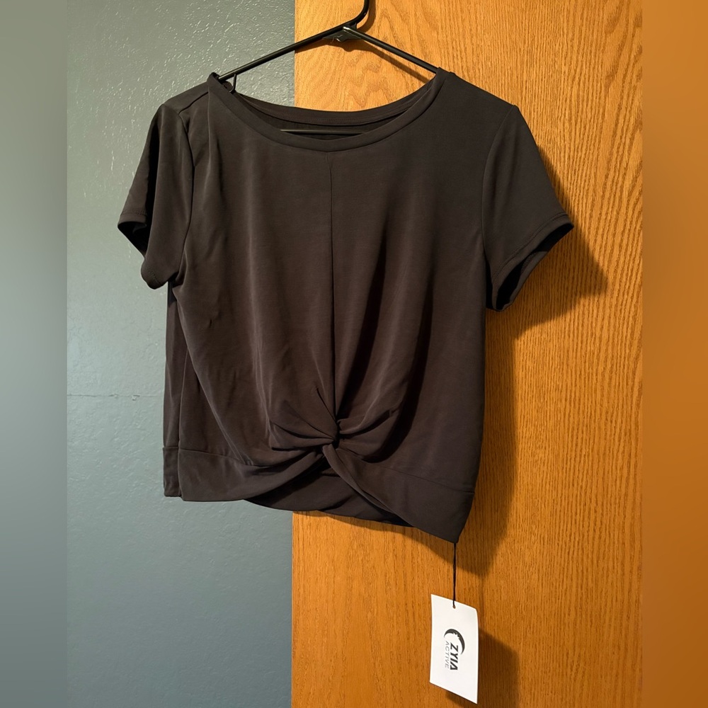 ZYIA Gray Twist-Front Short Sleeve Top